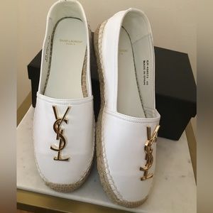 Yves Saint Laurent flats